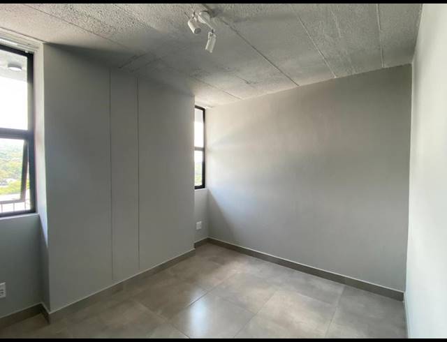 1 BEDROOM PROPERTY TO RENT IN LYNNWOOD RIDGE